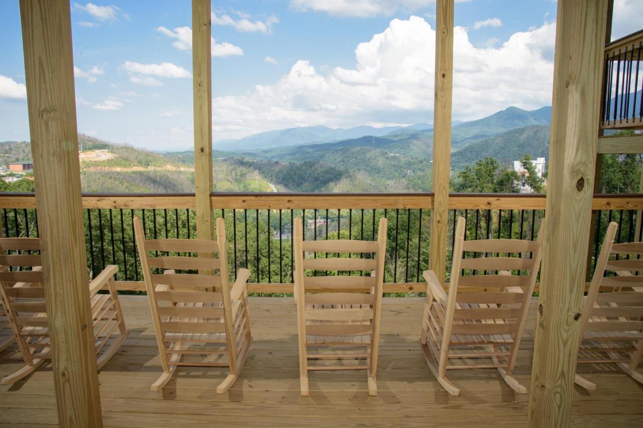 Mansion In The Sky Cabin Gatlinburg Exterior photo