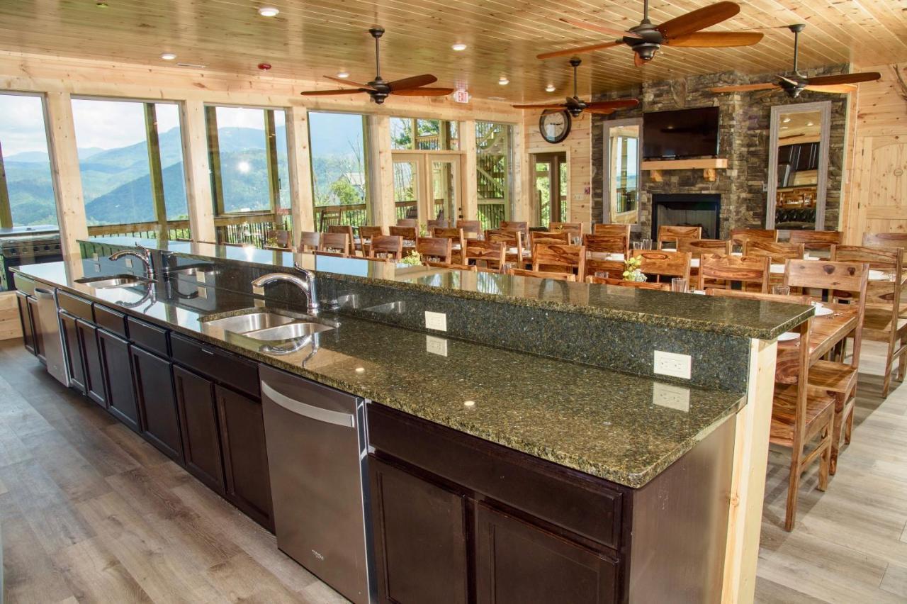 Mansion In The Sky Cabin Gatlinburg Exterior photo