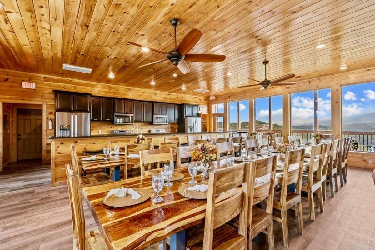 Mansion In The Sky Cabin Gatlinburg Exterior photo