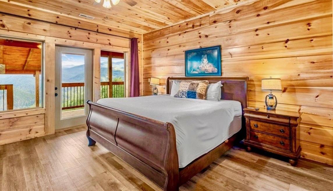 Mansion In The Sky Cabin Gatlinburg Exterior photo