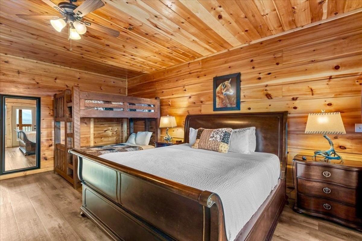 Mansion In The Sky Cabin Gatlinburg Exterior photo